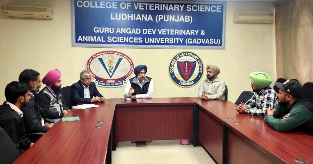 Vet Varsity Conducts 3Day Hoof Trimming Training for Progressive Dairy Farmers and Unemployed Youth